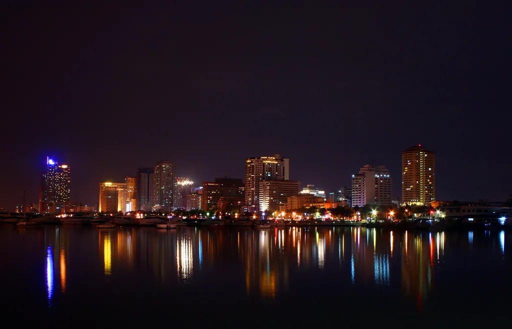 7060302-manila-filipiny-fot.jpg
