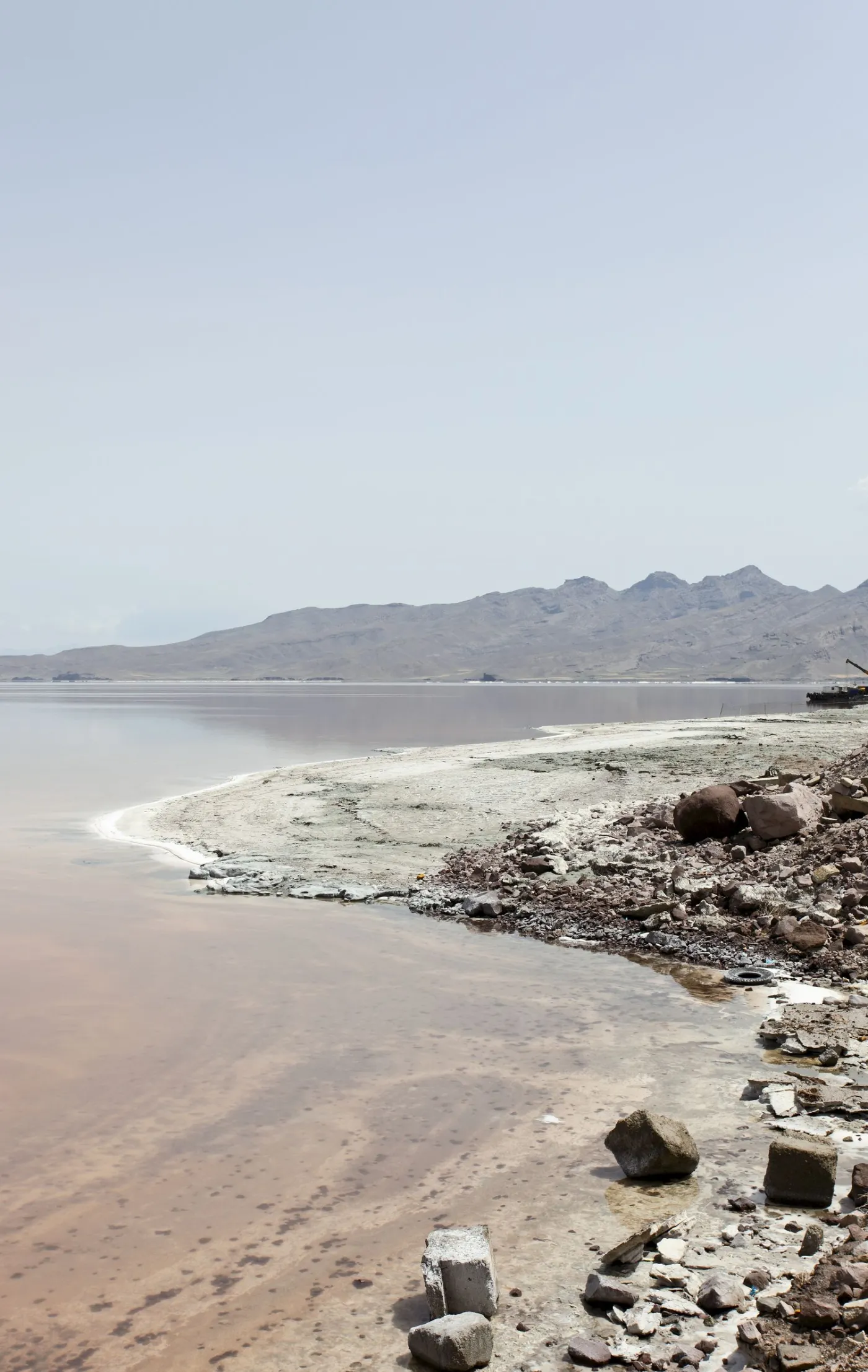 7172209-jezioro-orumije-iran.jpg
