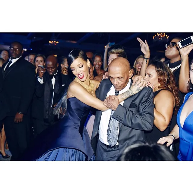 7189406-rihanna-z-dziadkiem.jpg