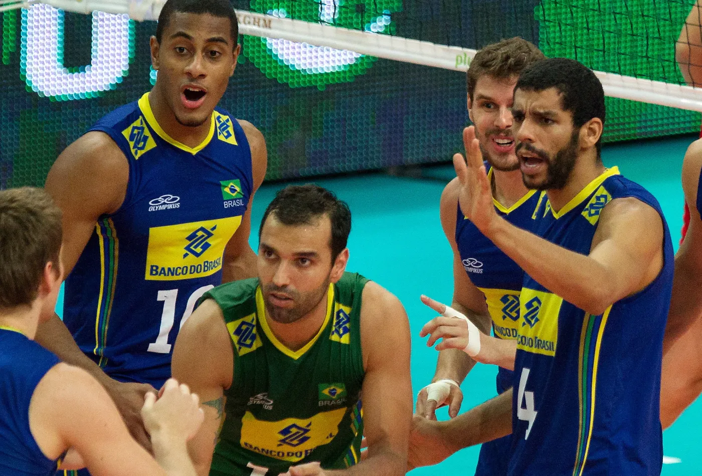 6835181-brazylijscy-siatkarze.jpg
