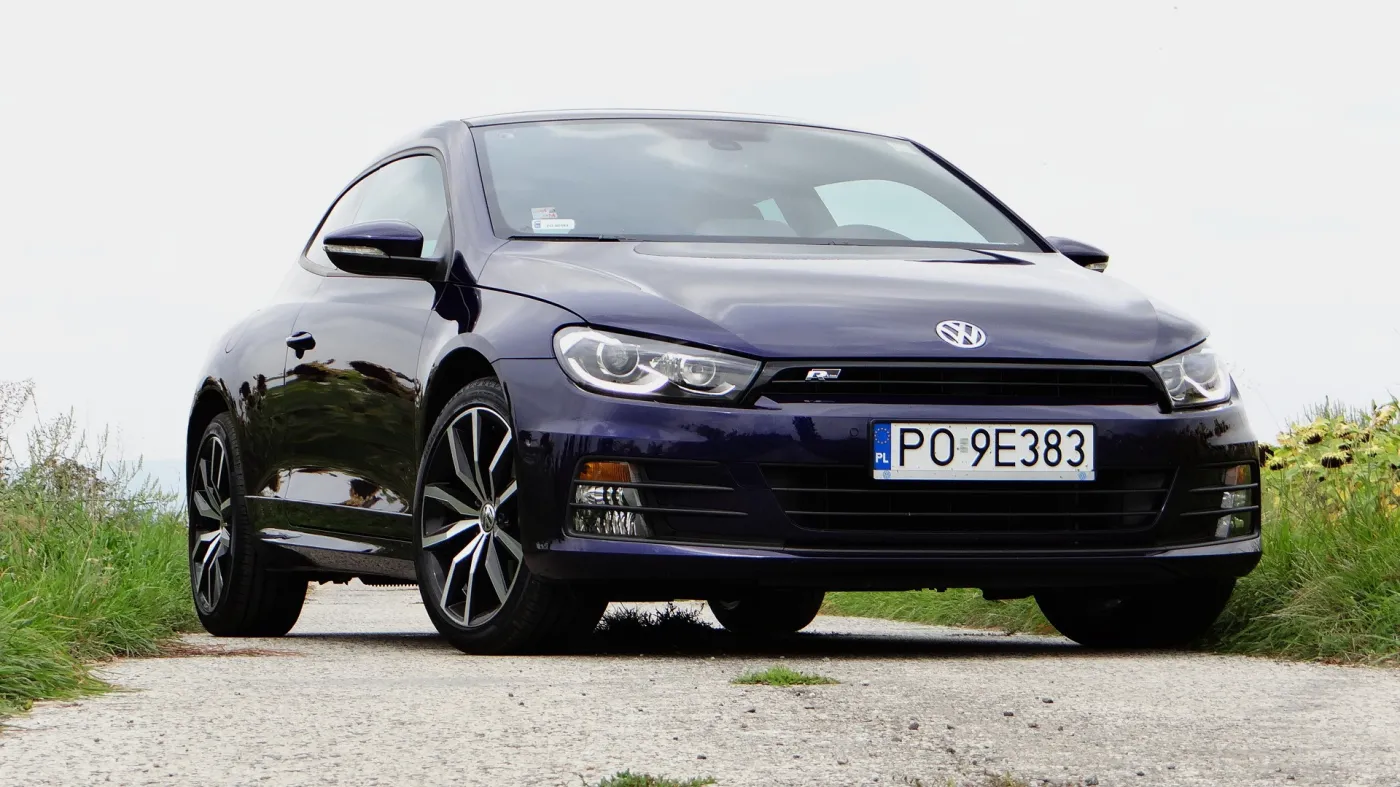 6863496-volkswagen-scirocco.jpg