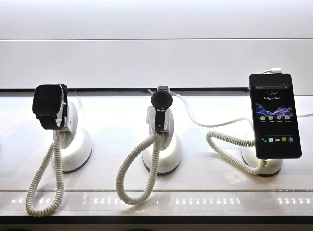 7494872-smartfon-kruger-matz.jpg