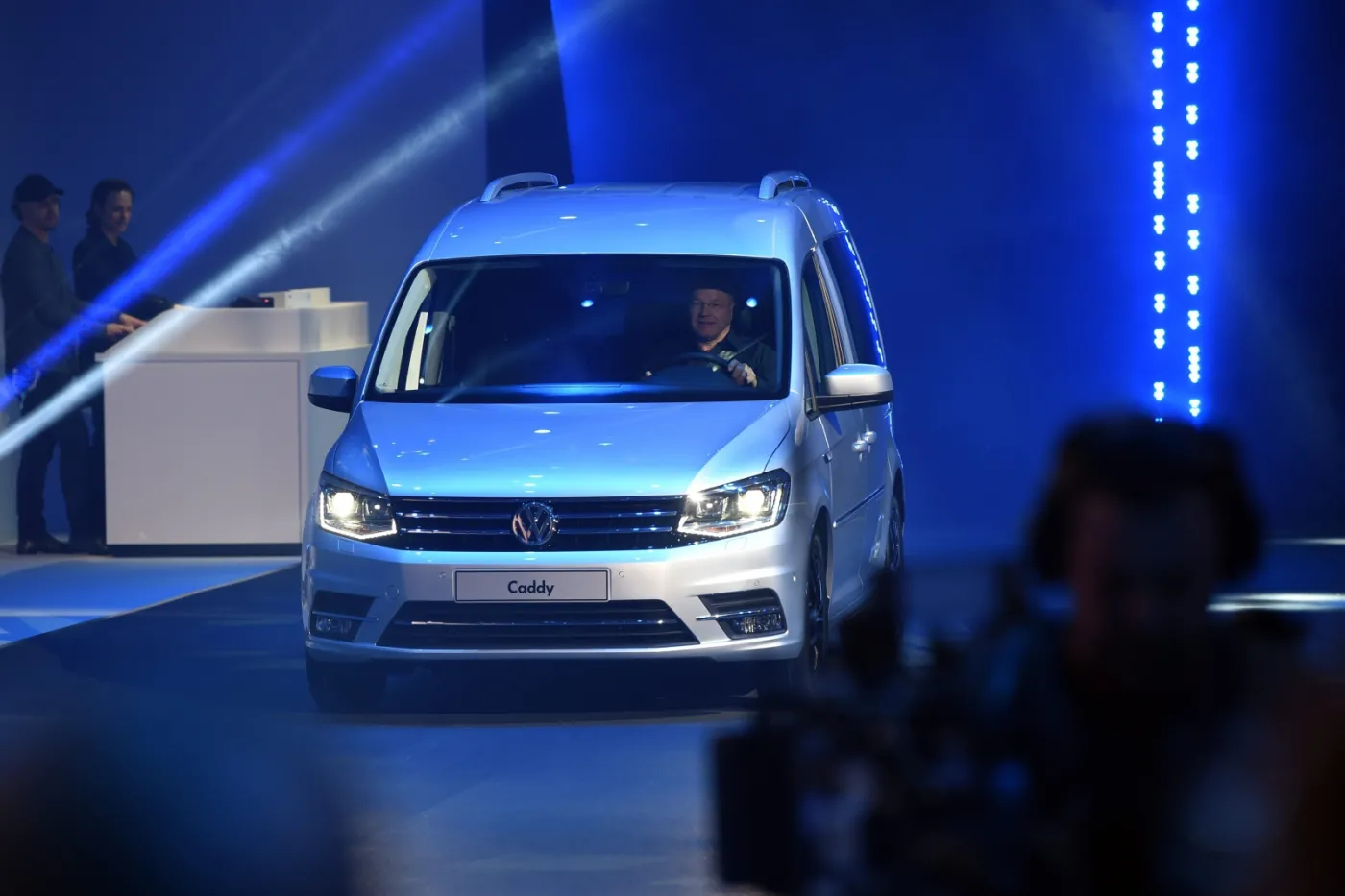 7498647-volkswagen-caddy-maxi.jpg