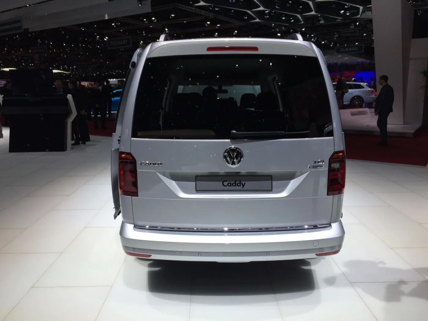 7498731-volkswagen-caddy-maxi.jpg