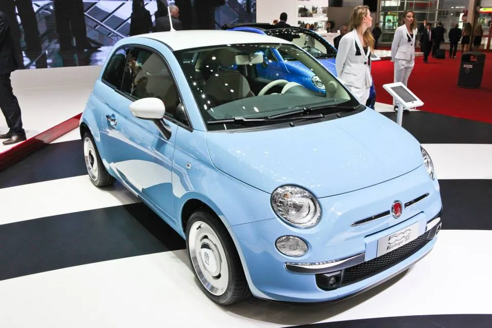 7502848-fiat-500-vintage-57.jpg