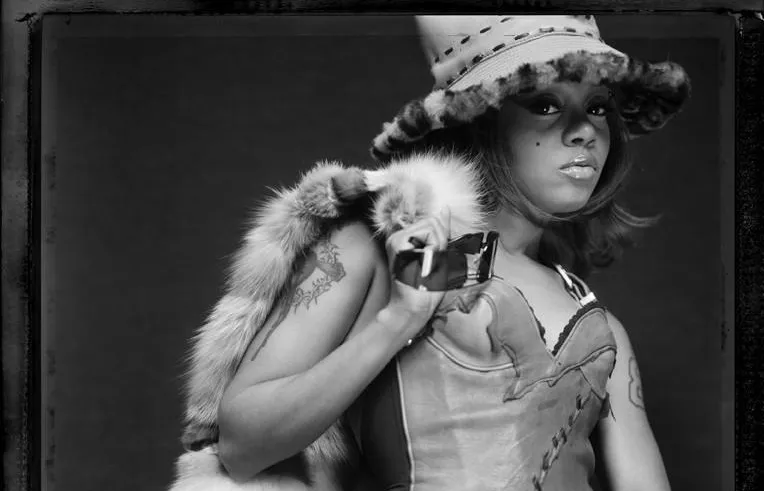 7609641-lisa-left-eye-lopes.jpg