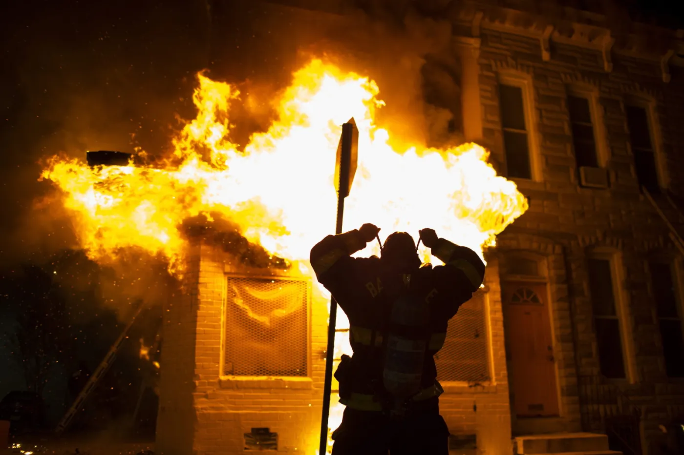 7706071-zamieszki-w-baltimore.jpg