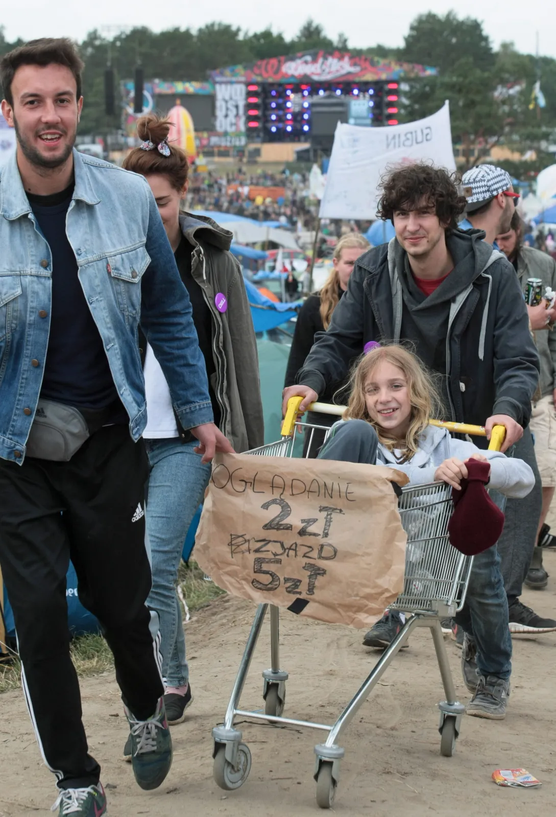8034062-przystanek-woodstock.jpg