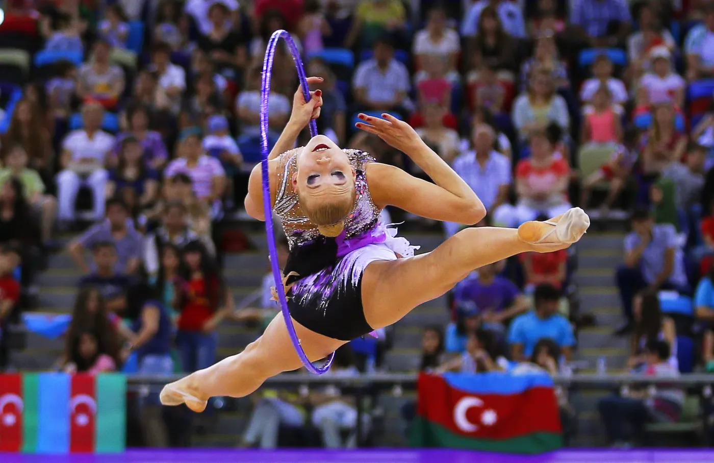 7895809-kseniya-moustafaeva.jpg