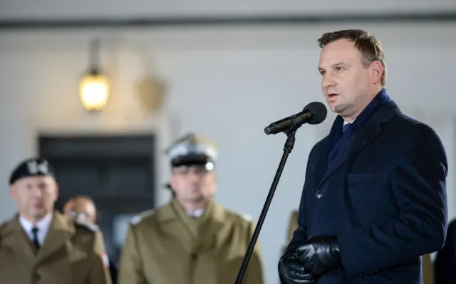 Posłanka Nowoczesnej: PiS docisnął prezydenta Dudę do ściany