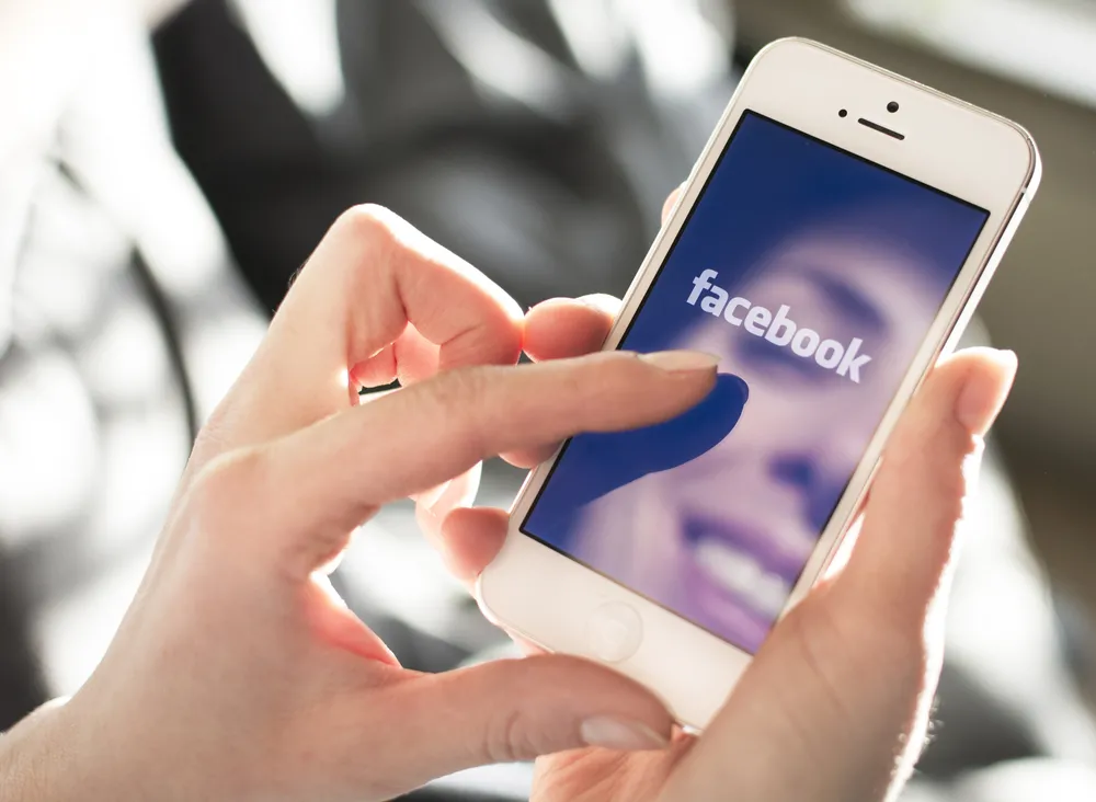 Facebook w smartfonie