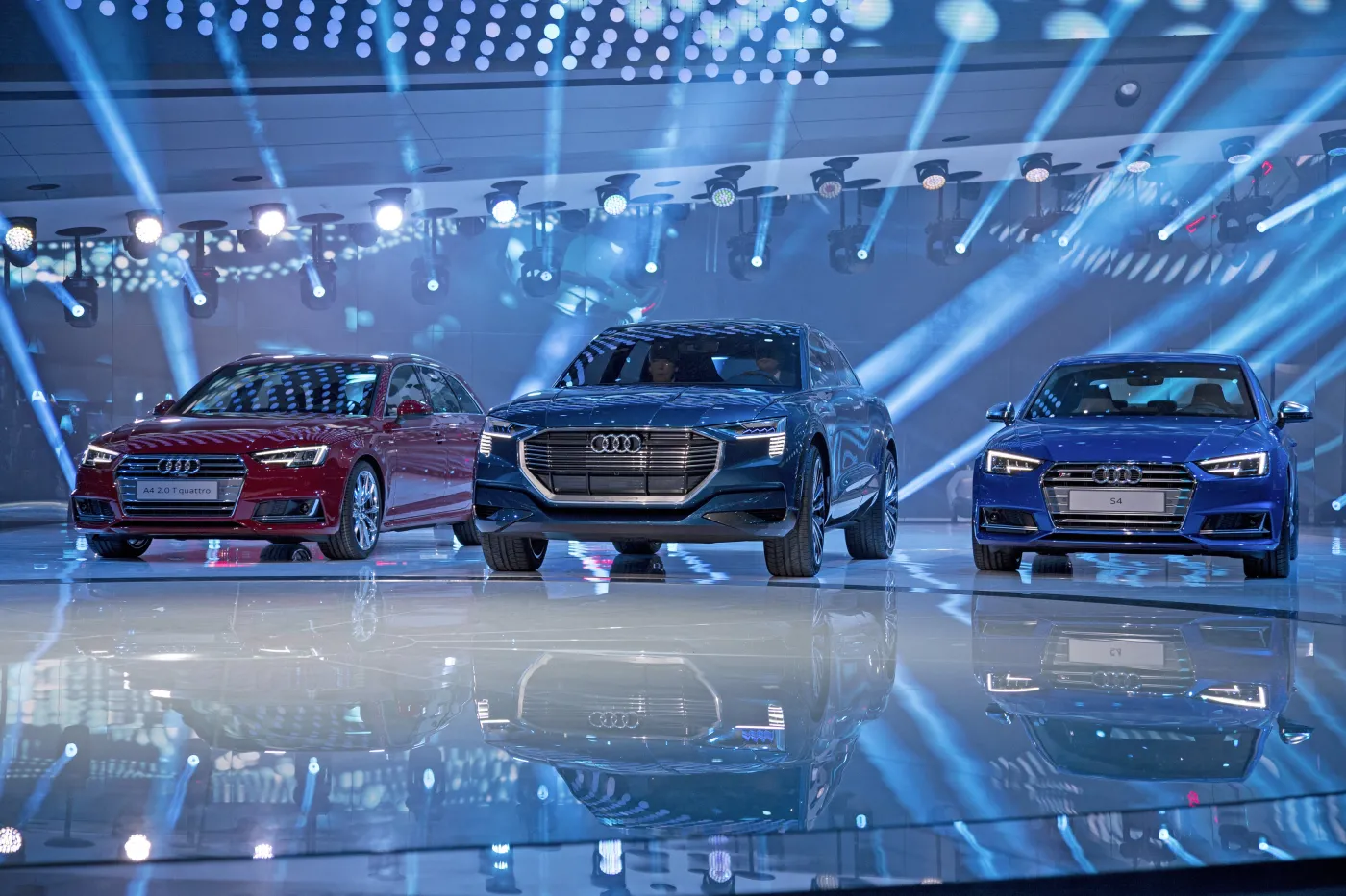 8282520-audi-e-tron-quattro.jpg