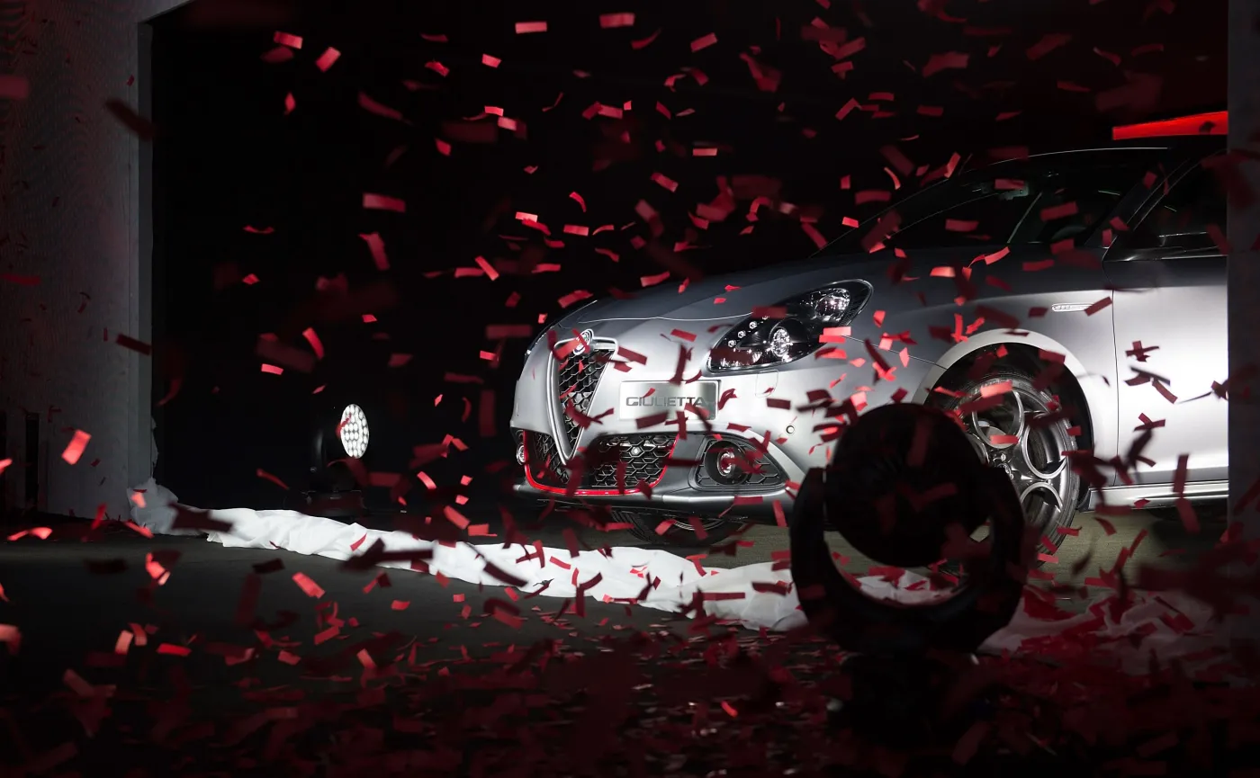 8779991-alfa-romeo-giulietta.jpg