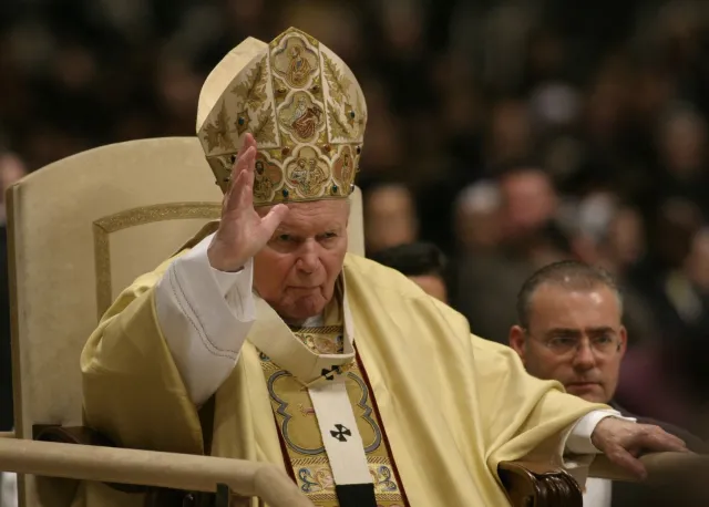 Był gigantyczny Jezus, teraz czas na gigantycznego papieża