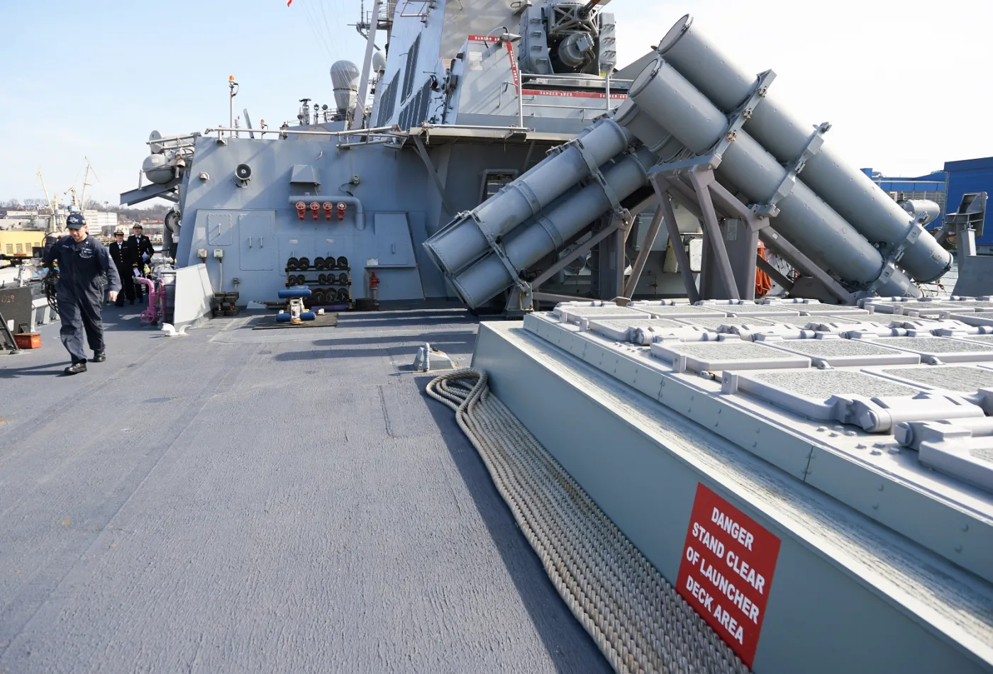 8915167-wyrzutnie-rakiet-vls.jpg