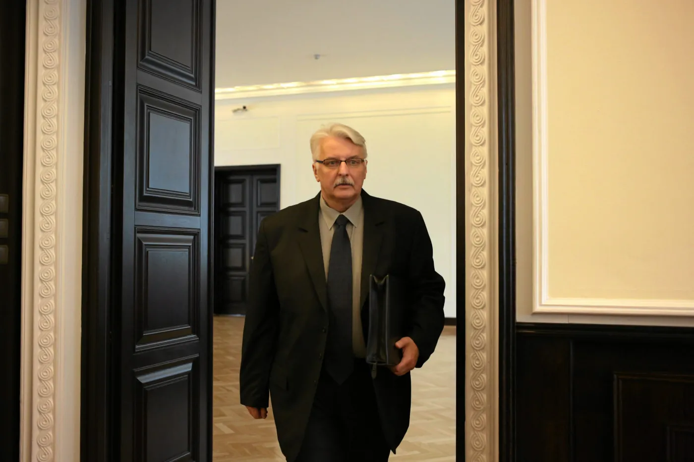 Waszczykowski: Nie zapraszałem Timmermansa ponownie do Polski