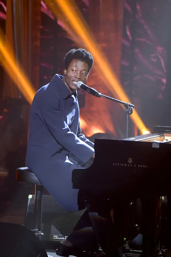 8957585-benjamin-clementine.jpg