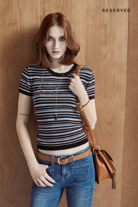 8706810-reserved-retro-chic.jpg