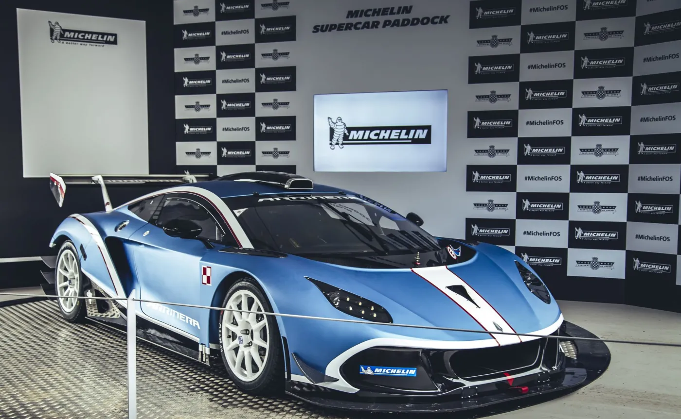 9222103-arrinera-hussarya-gt.jpg