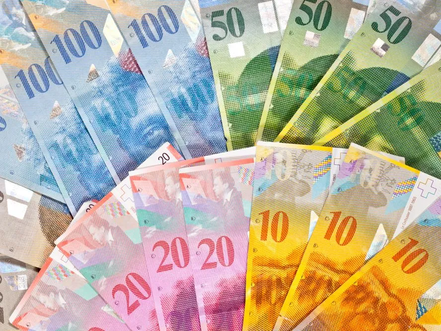 Ratowanie Grecji nie działa na franka. Rekord pobity!