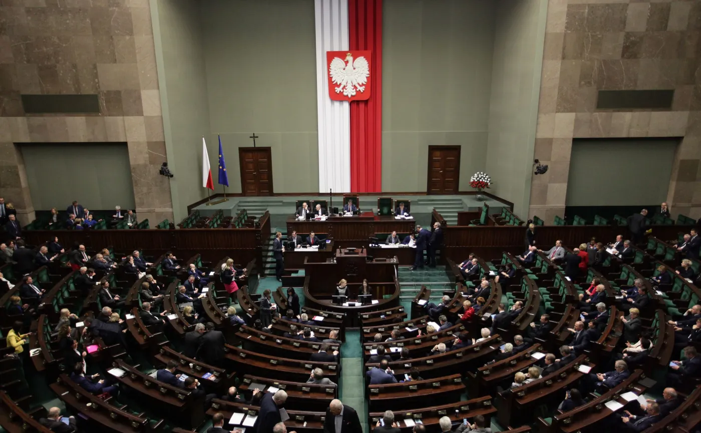 Jak skleić Polskę? Politycy: Spór jest naturalny, trzeba jednak zmienić język debaty