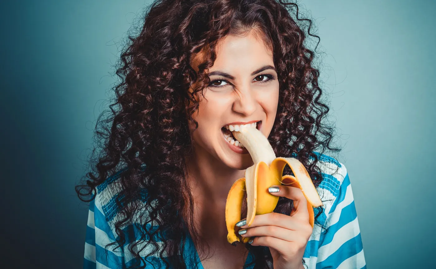 Nastolatka je banana