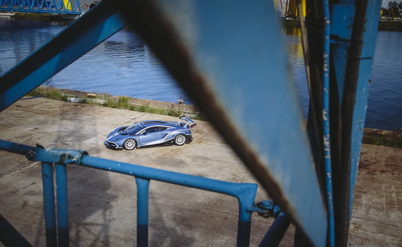 Arrinera hussarya GT 