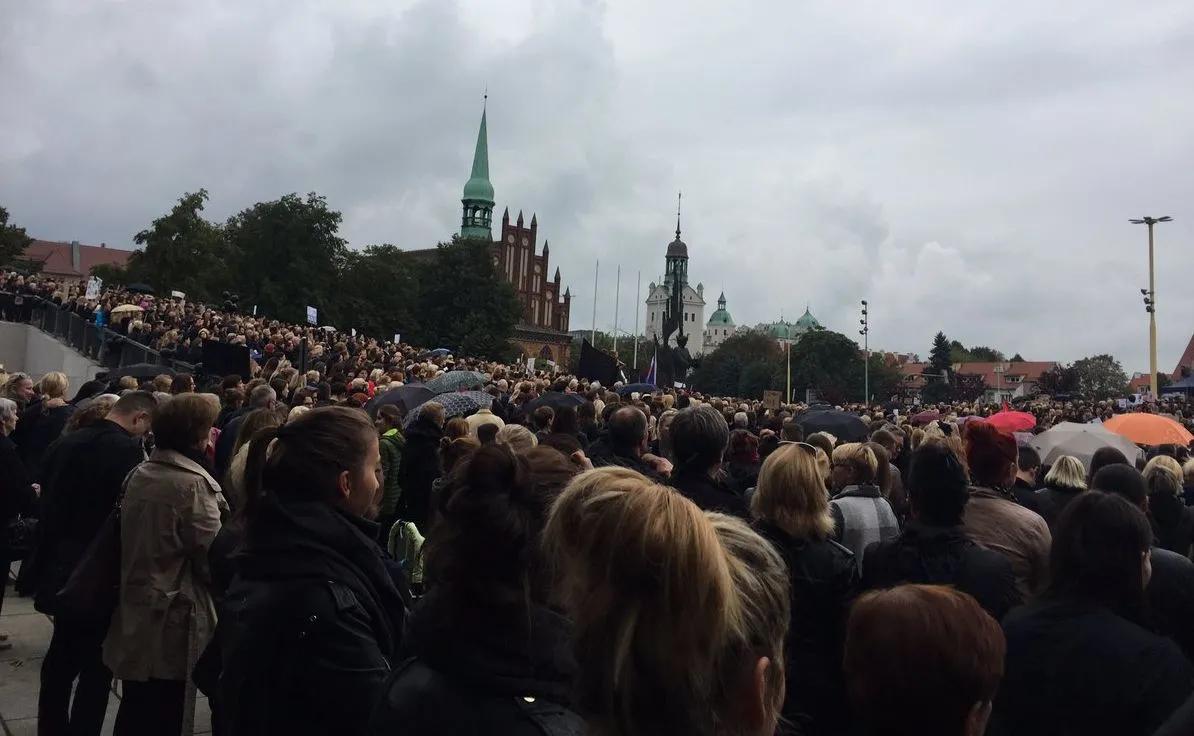 9497655-protest-w-szczecinie.jpg