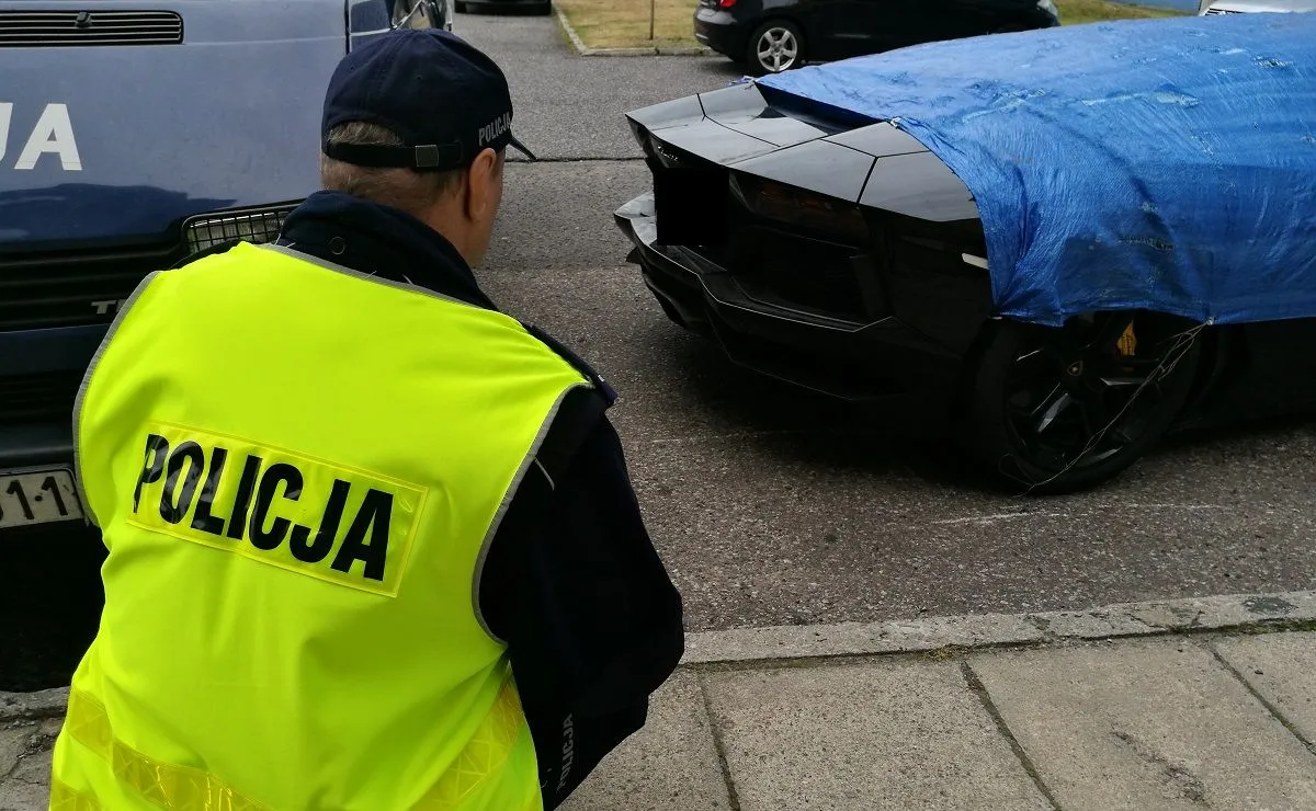 Lamborghini Aventador