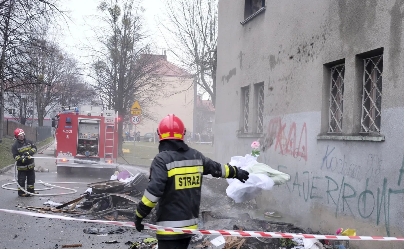 9993405-wybuch-gazu-w-bytomiu.jpg