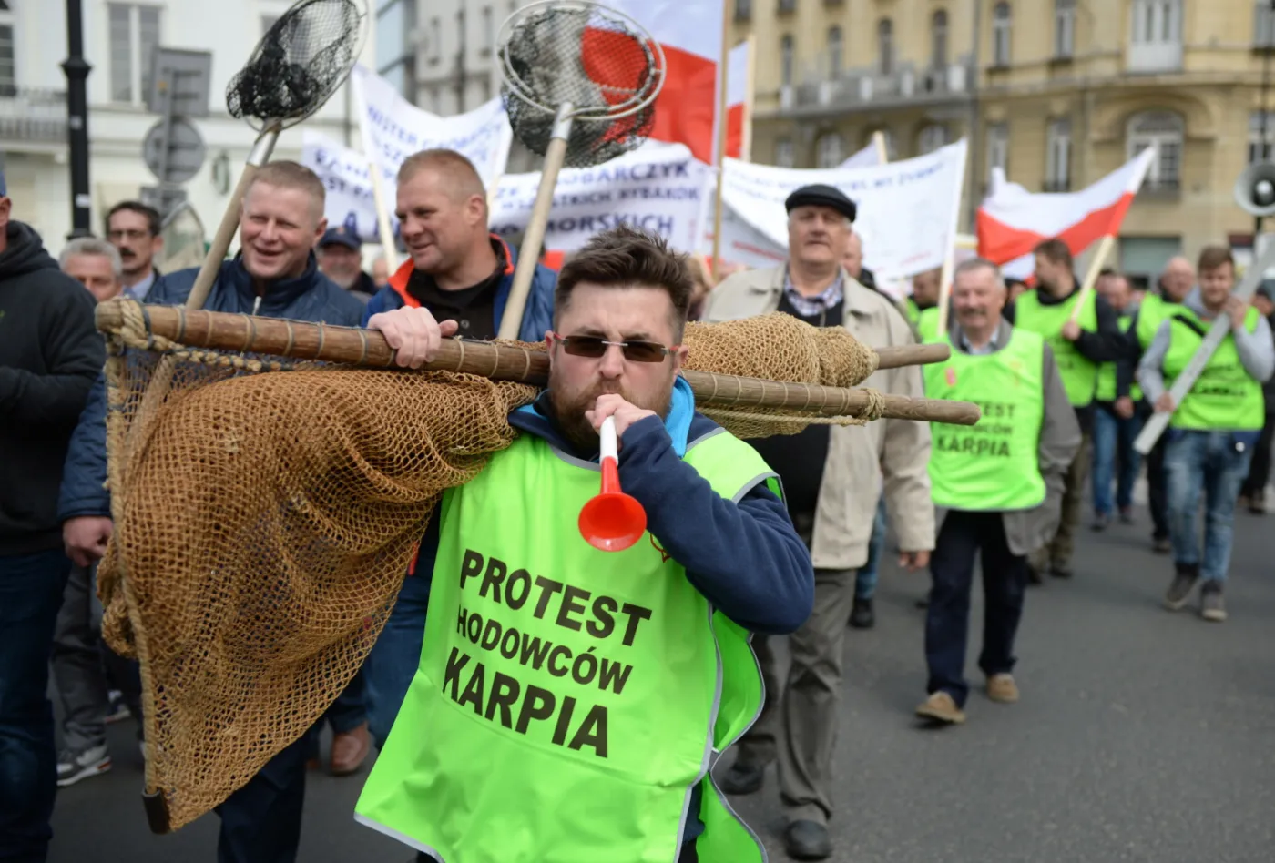 10094062-protest-hodowcow-ryb.jpg