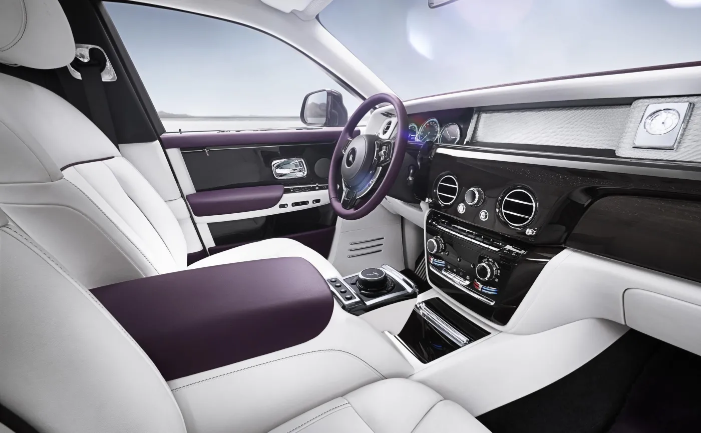 10343120-rolls-royce-phantom.jpg