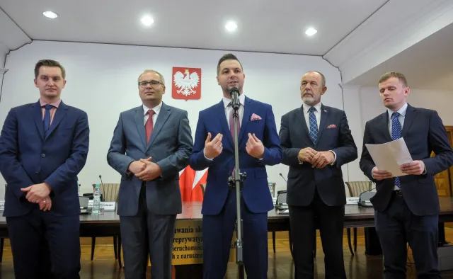 Wojna o władzę w Warszawie. Politolog: Gdyby wygrał Jaki, PiS miałby problem z jego kontrolowaniem