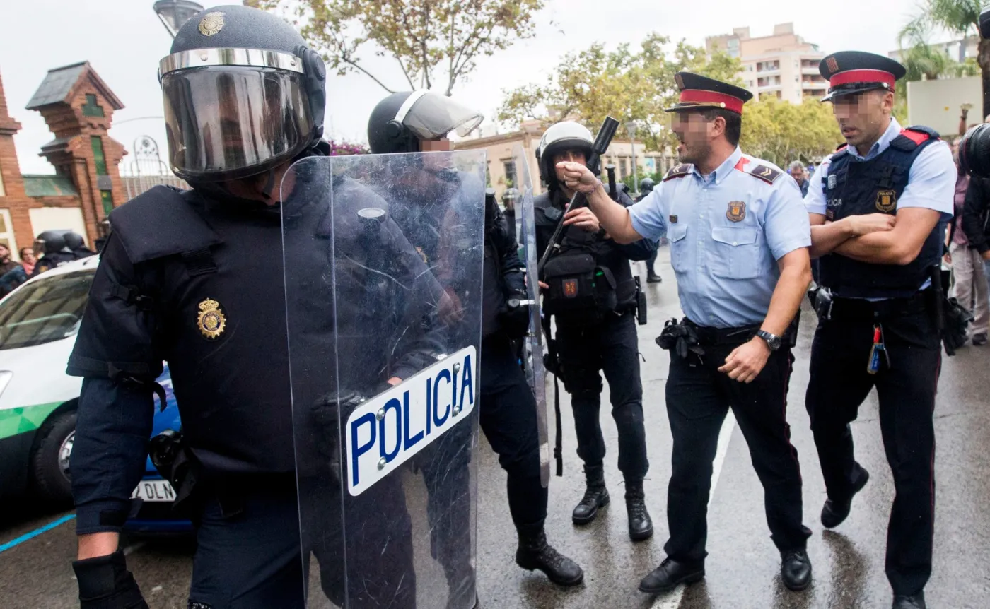 10470958-hiszpanska-policja.jpg