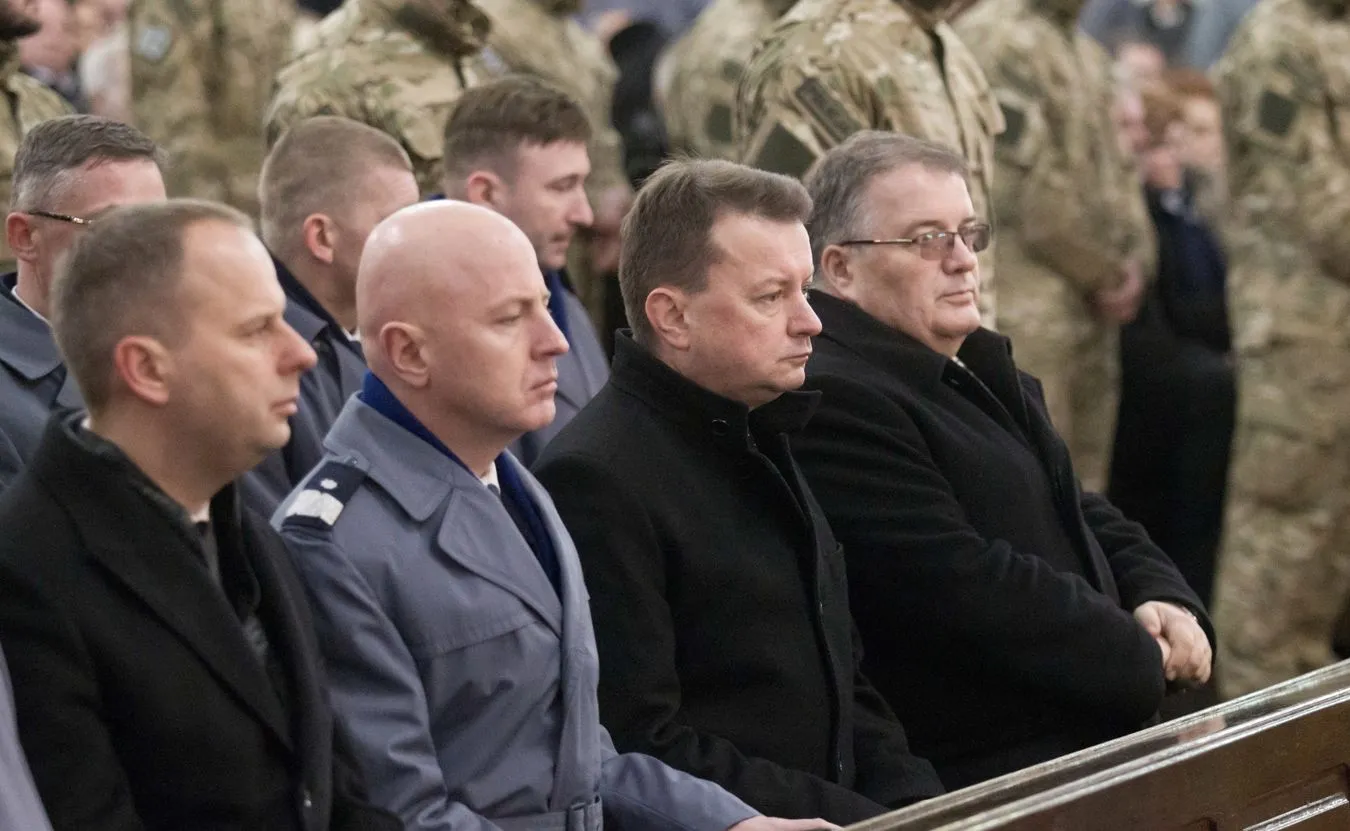 10643578-pogrzeb-policjanta.jpg