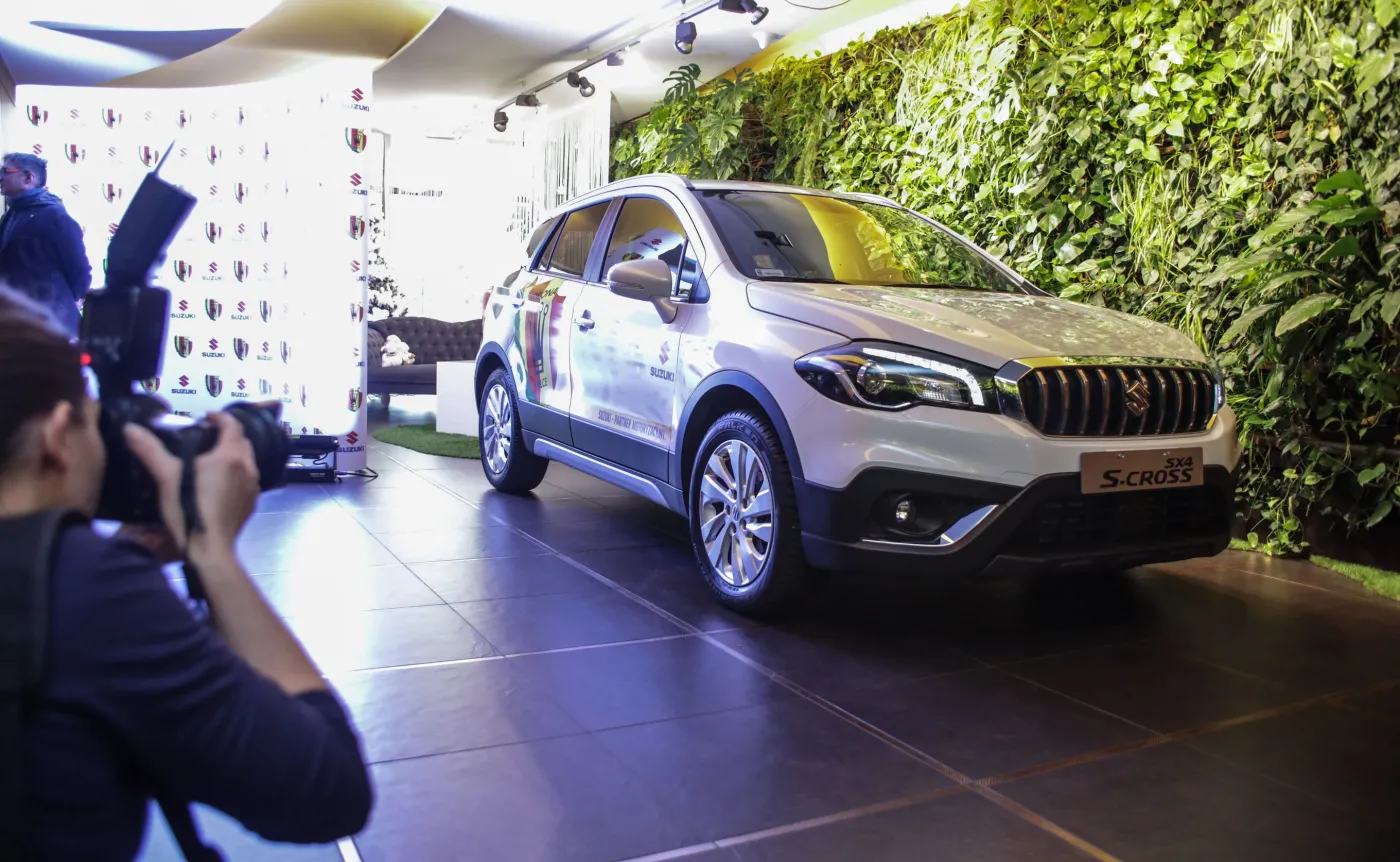 Piłkarze dostaną nowe samochody. Umowa Suzuki z klubem Korona Kielce