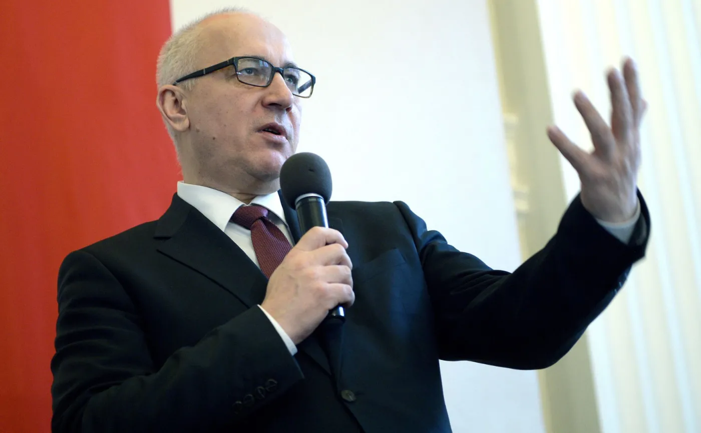 Brudziński: Polityka wstydu odchodzi. W kwestii prawdy historycznej nie ustąpimy ani o milimetr