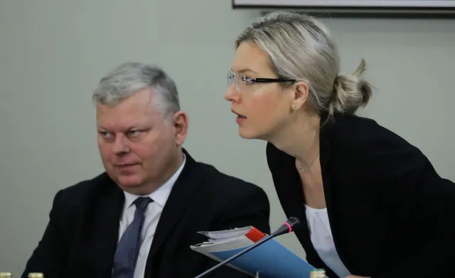 Wassermann ostro do policjantki przed komisją ds. Amber Gold: Pani ośmiesza Komendę Wojewódzką Policji i czynności operacyjne