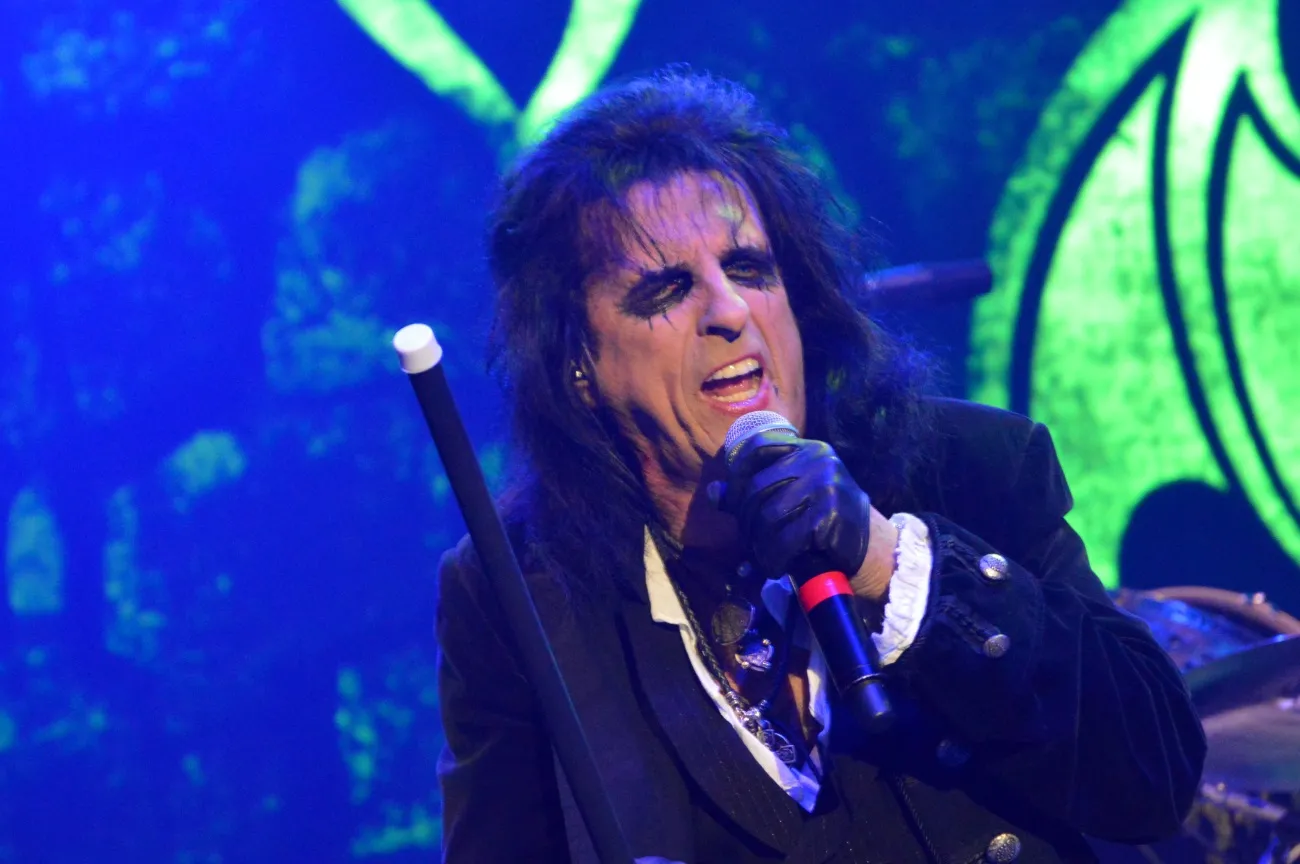 11031031-hollywood-vampires.jpg