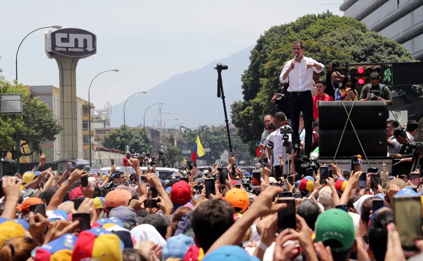 Juan Guaido na wiecu