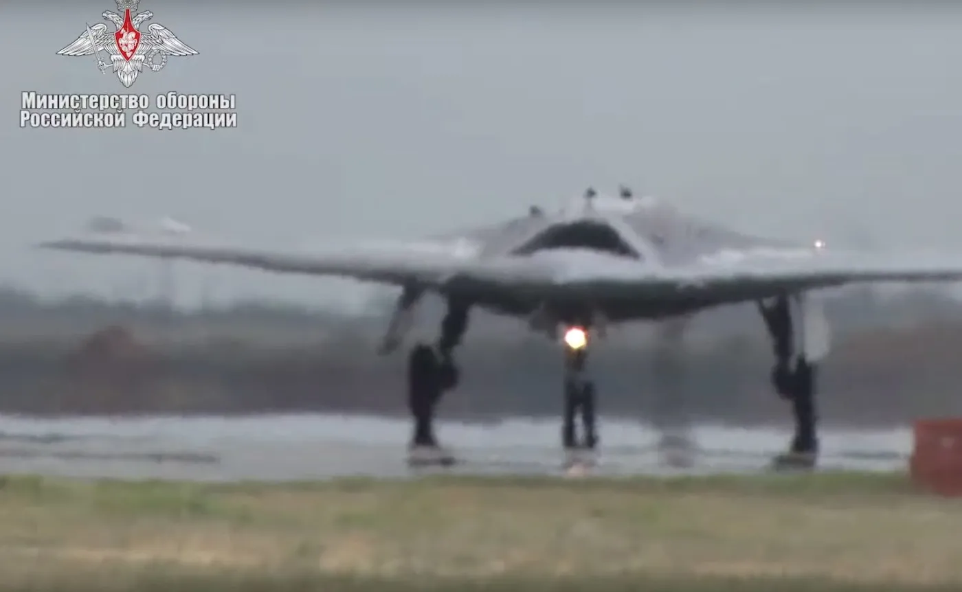 12511200-rosyjski-dron-bojowy.jpg