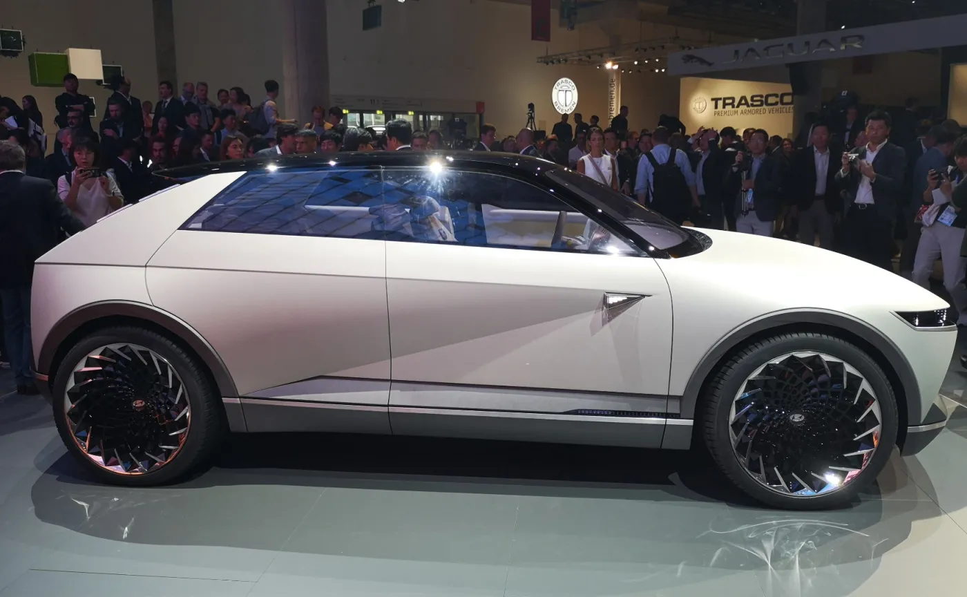 Hyundai 45 