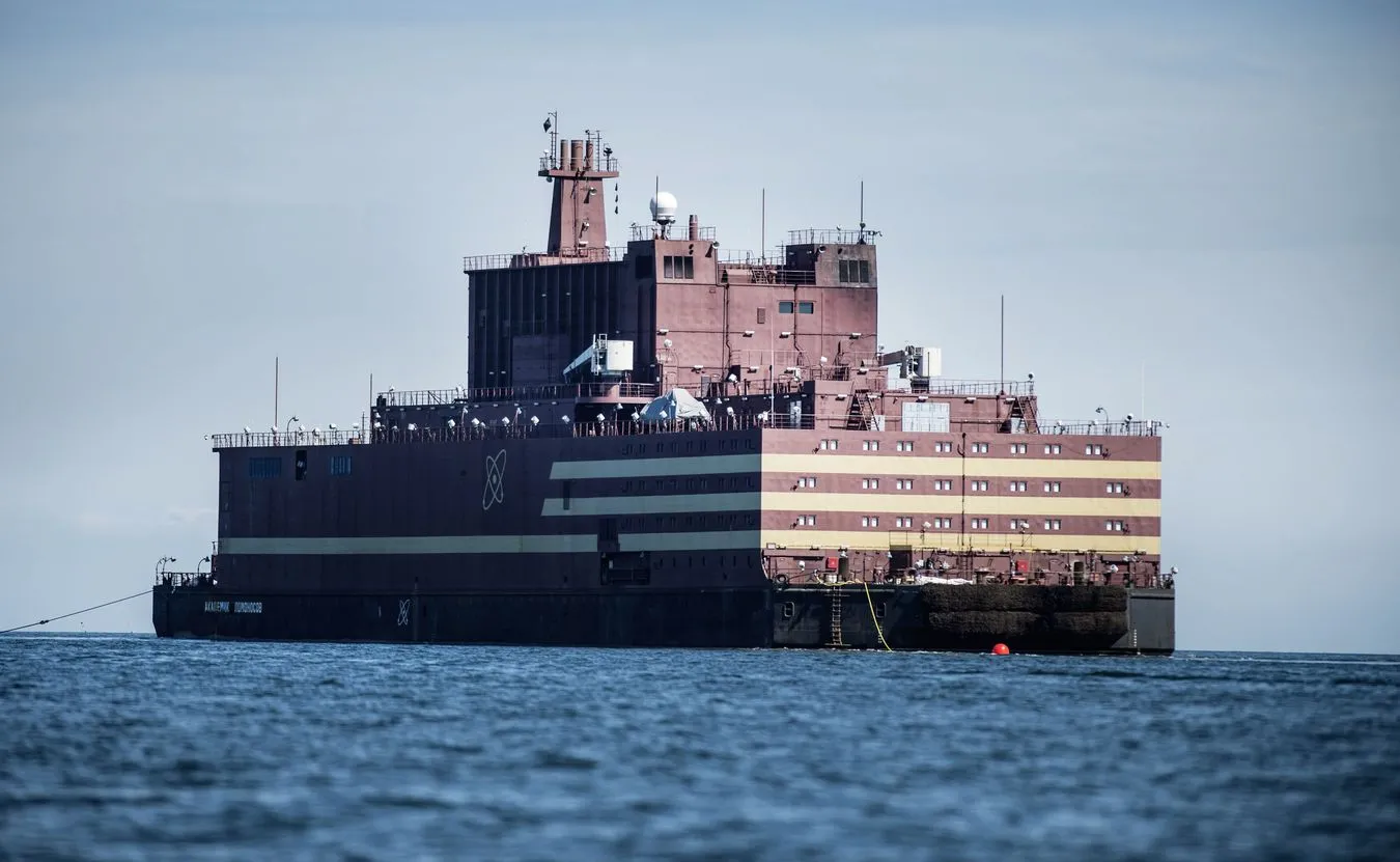 Akademik Łomonosow