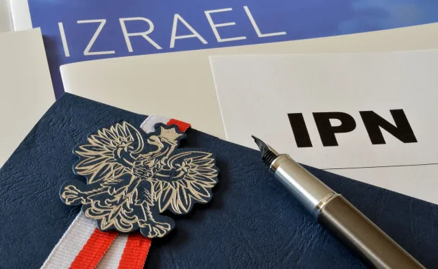 Do prokuratury wpłynęły już 22 doniesienia od osób prywatnych ws. złamania ustawy IPN. Ale śledczy się nie spieszą