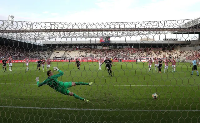 Ekstraklasa piłkarska: Cracovia - ŁKS 1:2