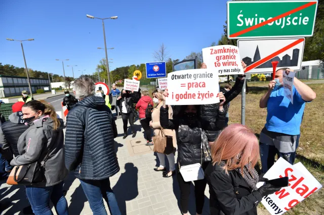 Manifestacja przy granicy. Polska miejscowość w złej sytuacji bez turystów z Niemiec