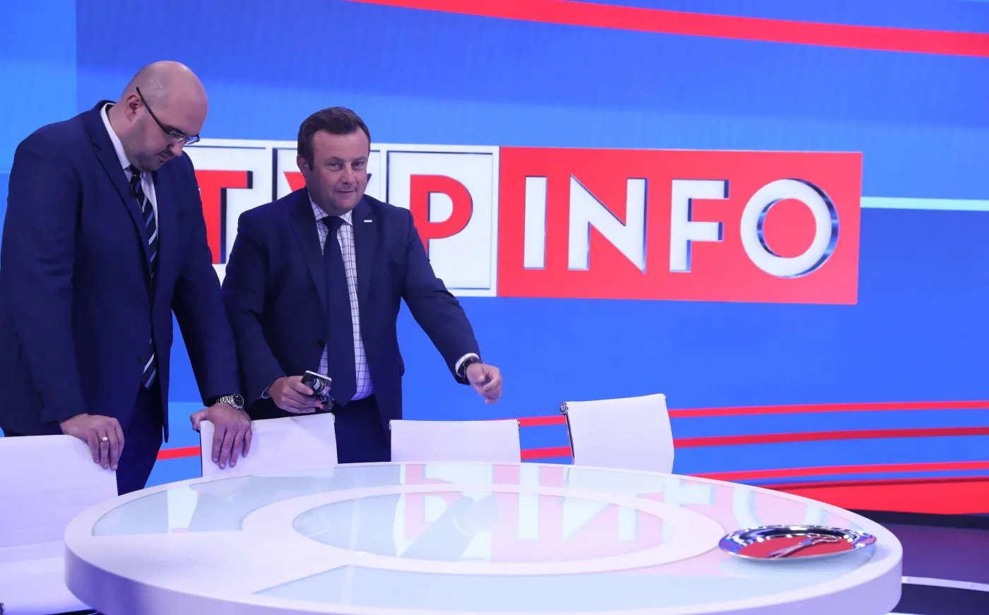 Szef "Wiadomości": Trzaskowski jest kandydatem na prezydenta "bardziej milicji obywatelskiej niż KO"