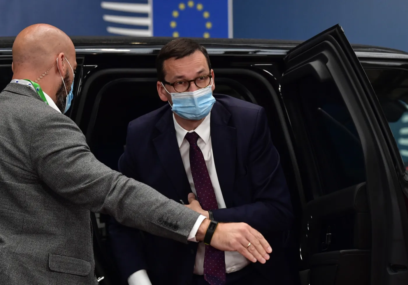 Morawiecki po spotkaniu z Merkel i Macronem: Negocjacje trwają!