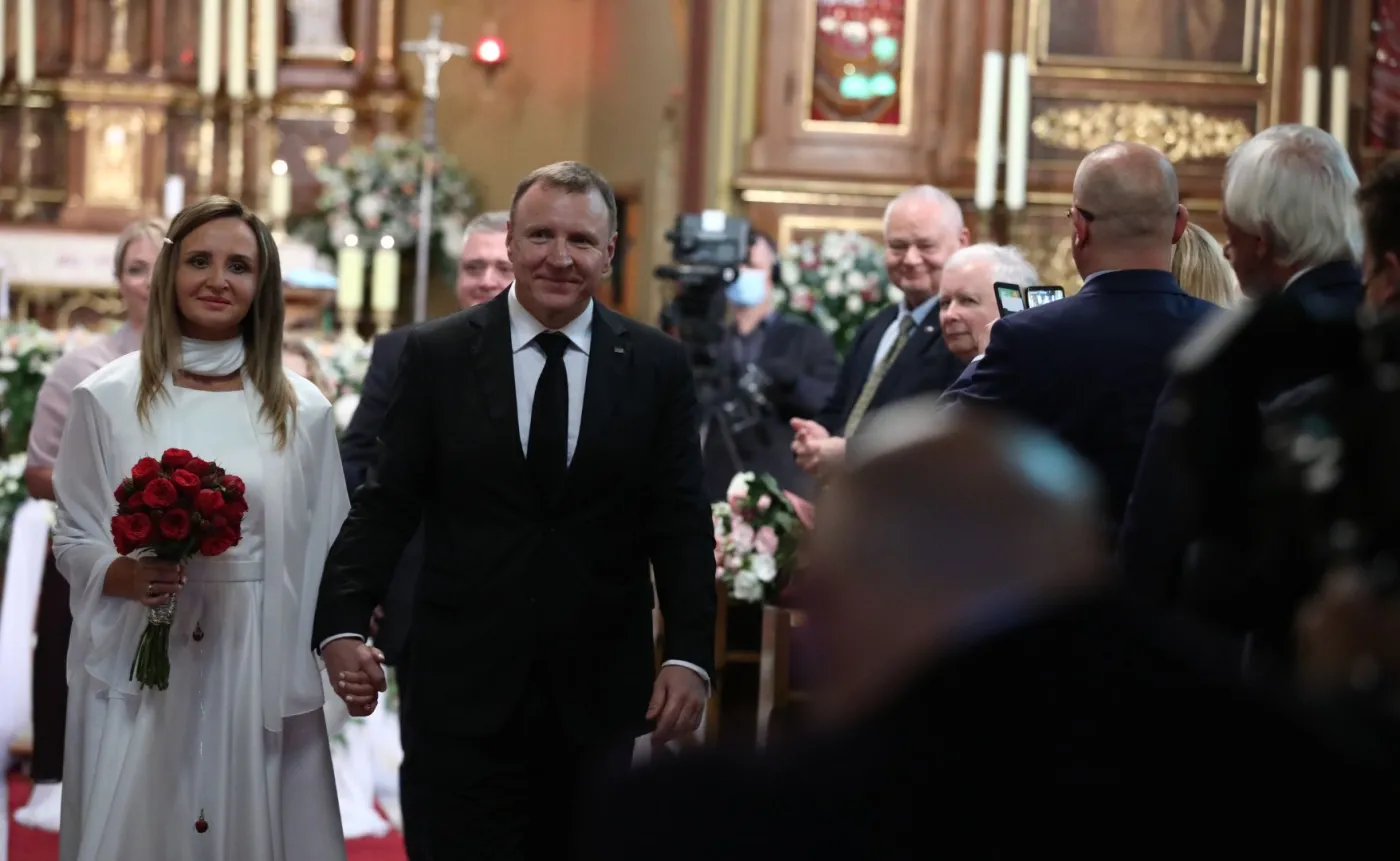 Komentarze po ślubie Kurskiego. Jezuita: To zgorszenie dla wiernych