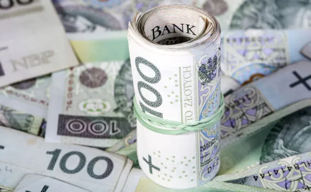 Emigranci przysyłają pieniądze i reperują budżet. Ale Ukraińcy już ich przebili